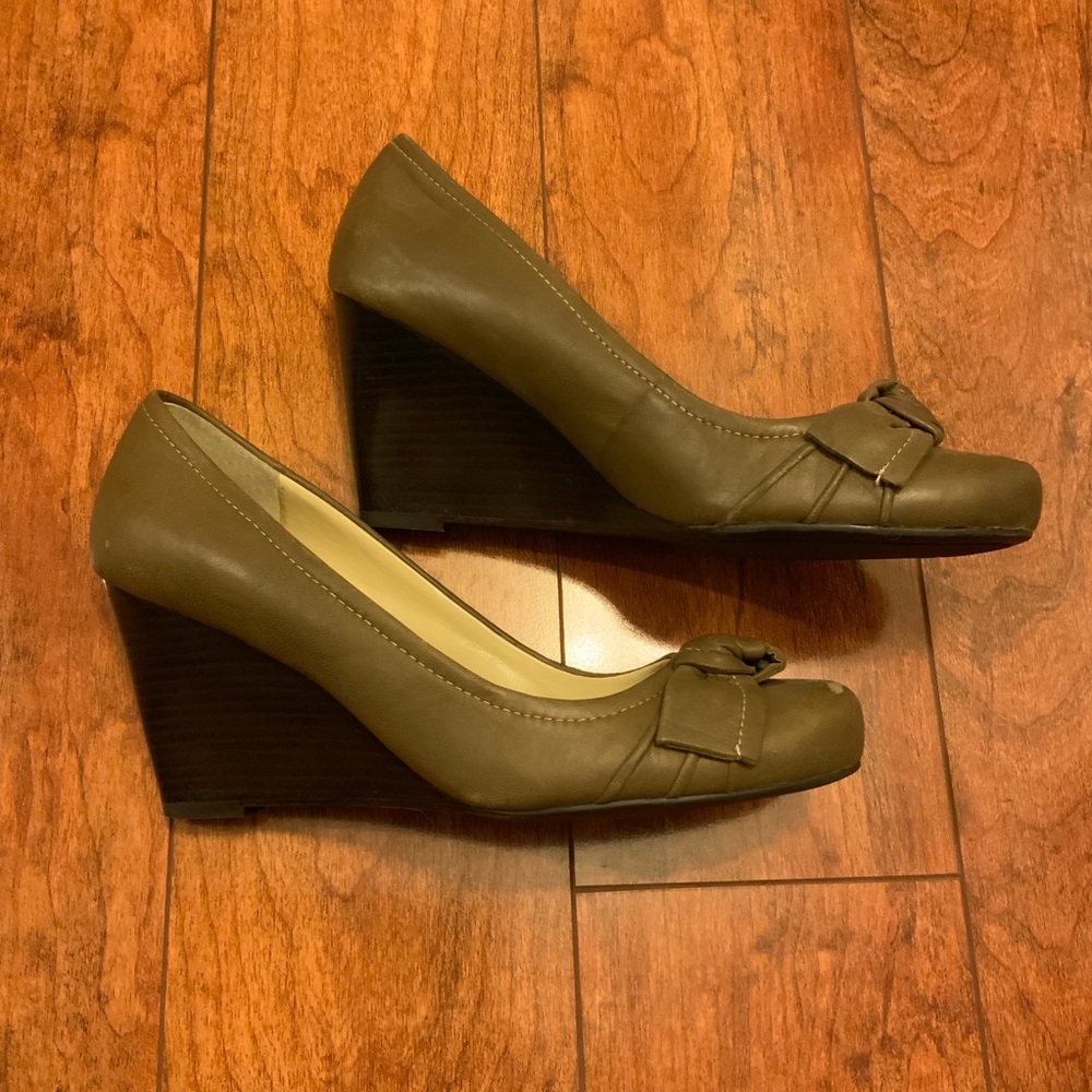 Franco Sarto Wedges